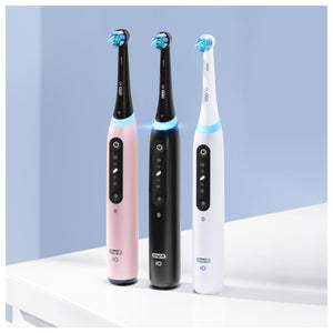 🔥 LAST MINUTE  DEAL 🔥 Oral-B iO Series 5 Plus Edition Elektrische Zahnbürste/Electric Toothbrush, Doppelpack PLUS 2 Aufsteckbürsten + Magnet-Etui, 5 Putzmodi, Designed by Braun, Matt Black/Quite White