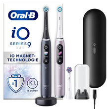 Lade das Bild in den Galerie-Viewer, Oral-B iO Series 9 Elektrische Zahnbürste/Electric Toothbrush, Doppelpack +3 Aufsteckbürsten, 7 Putzmodi, Magnet-Technologie &amp; 3D-Analyse, Farbdisplay, Lade-Reiseetui, Designed by Braun, Black/ Rose
